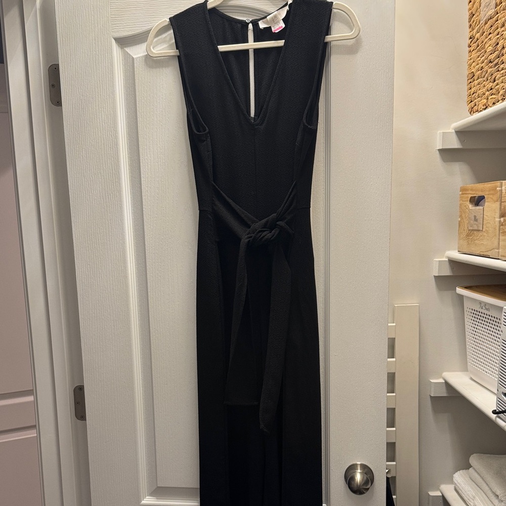 ASTR Black Sleeveless long sleeve romper